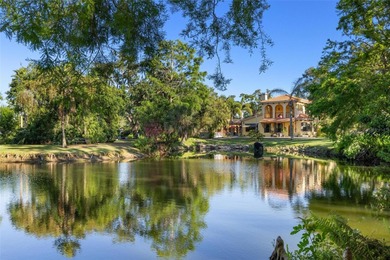 (private lake, pond, creek) Home For Sale in Sarasota Florida