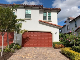 (private lake, pond, creek) Townhome/Townhouse For Sale in Pembroke Pines Florida