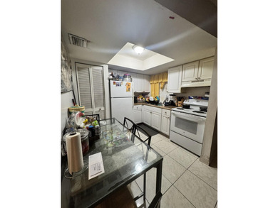 Turnkey investment opportunity! This welcoming and nicely - photo 2