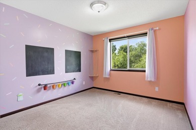 Welcome to this spacious 5-bedroom, 3-bathroom home offering - photo 14