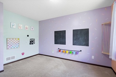 Welcome to this spacious 5-bedroom, 3-bathroom home offering - photo 15