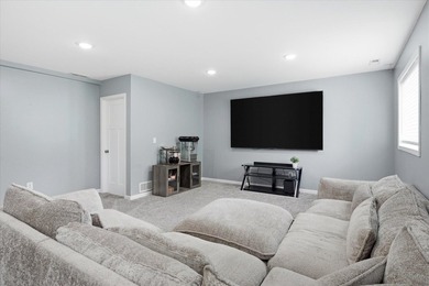 Welcome to this spacious 5-bedroom, 3-bathroom home offering - photo 19