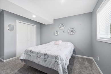 Welcome to this spacious 5-bedroom, 3-bathroom home offering - photo 22