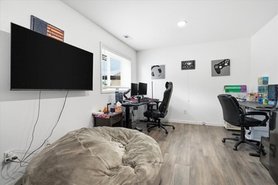 Welcome to this spacious 5-bedroom, 3-bathroom home offering - photo 24