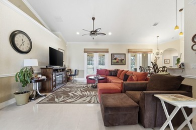 Meticulously cared for by its original owner, this stunning - photo 13