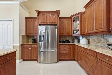 Meticulously cared for by its original owner, this stunning - photo 18