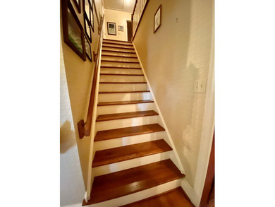 This beautiful home has it all! There is a sunroom with wet bar - photo 20