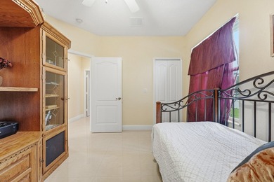 Meticulously cared for by its original owner, this stunning - photo 34