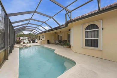 Meticulously cared for by its original owner, this stunning - photo 42