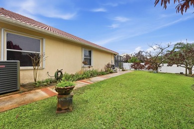 Meticulously cared for by its original owner, this stunning - photo 46