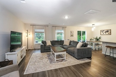 Welcome to Wimbee! This inviting 4-bedroom, 2.5-bath home sits - photo 9