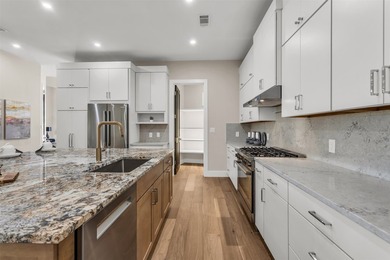 Designed for both sophisticated entertaining & comfortable - photo 11