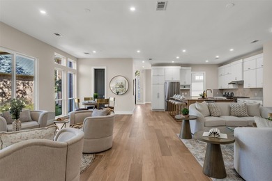 Designed for both sophisticated entertaining & comfortable - photo 16