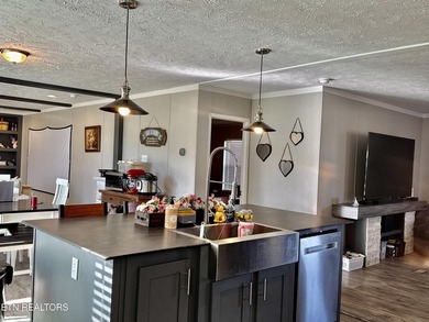 Motivated Sellers. Make us an offer! If you are tired of the - photo 17