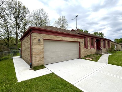 RARE All-Brick Ranch Home with a FULL Basement! Wake up to - photo 3