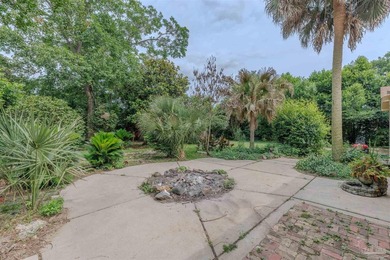 Welcome home to 902 N 75th Avenue, a charming property that - photo 28