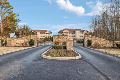 Center Hill Lake Condo For Sale in Lancaster Tennessee