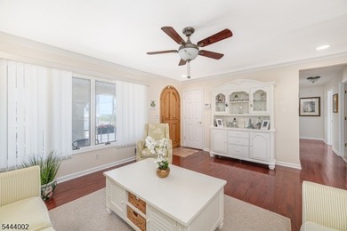IDEAL STAYCATION PROPERTY. Beautiful 3 Bed 2 Bath ranch located - photo 4