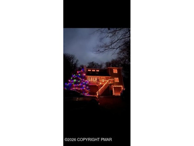 Lake Home For Sale in Tobyhanna, Pennsylvania