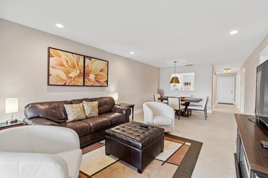 Welcome to this beautifully maintained 2-bedroom, 2-bath condo - photo 9