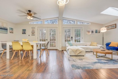 Beautifully Updated Home in The Hideout - North Section - photo 20