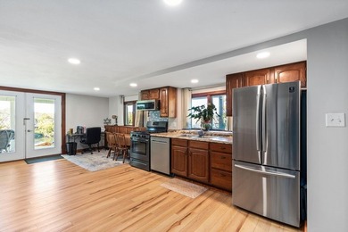 A truly special property! Enjoy stunning river views year-round - photo 25