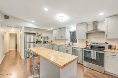 Beautifully Updated Home in The Hideout - North Section - photo 25