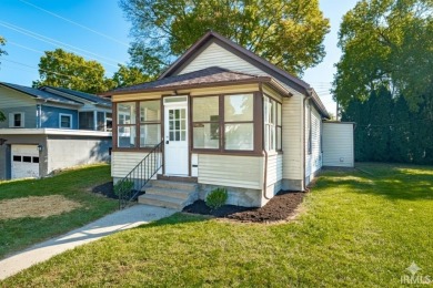 Lake Home For Sale in Warsaw, Indiana