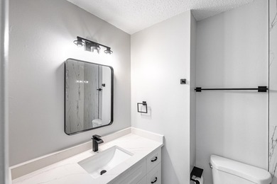 Completely redone and ready to impress! This 3BR/2BA home has - photo 31