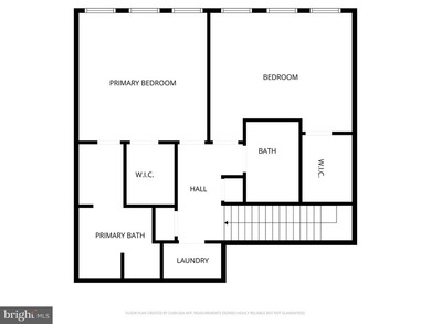 Lovely two-level condo in a fantastic location! Right across the - photo 31