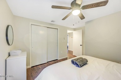 Beautifully Updated Home in The Hideout - North Section - photo 38