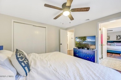 Beautifully Updated Home in The Hideout - North Section - photo 43