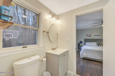 Beautifully Updated Home in The Hideout - North Section - photo 45