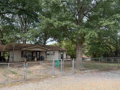 Ouachita River Home For Sale in Malvern Arkansas