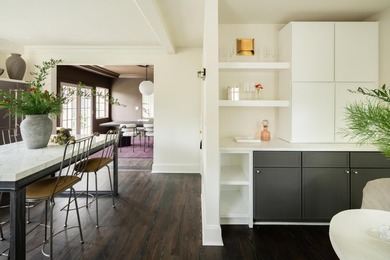 This Wagener Terrace residence offers luxury living in one of - photo 20