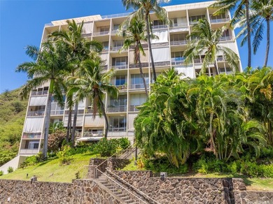 Refreshed with a new price! Ka Hale Moi is perched on the - photo 22