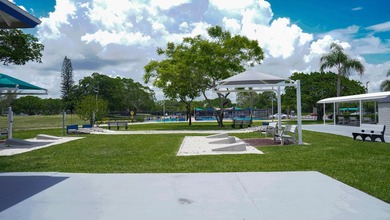 Beautiful 1 bed, 1 bath condo with an open floor plan located on - photo 24