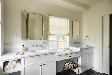 This Wagener Terrace residence offers luxury living in one of - photo 25