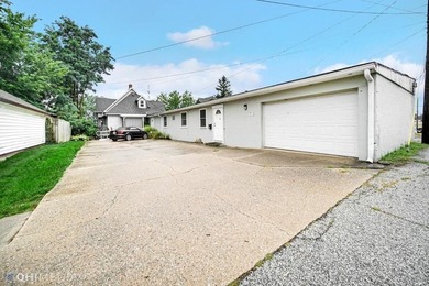 Opportunity located along Michigan City's main thoroughfare is - photo 5