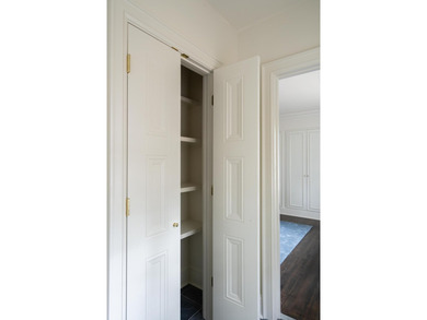 This Wagener Terrace residence offers luxury living in one of - photo 28