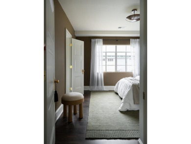 This Wagener Terrace residence offers luxury living in one of - photo 29