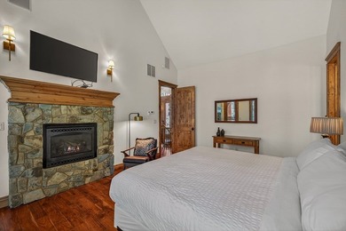 Custom mountain chalet tucked into the trees at Tamarack Resort - photo 29