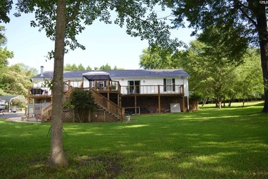 Beautiful, well maintained, 3 bed 2 bath home on a gently - photo 2