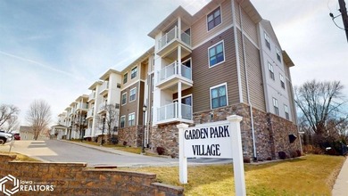 LUXURY LIVING AT AN AFFORDABLE PRICE! GARDEN PARK VILLAGE CONDOS - photo 1