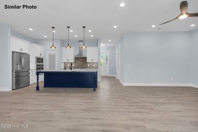 Welcome to The Cloisters, an amazing waterfront community in - photo 5