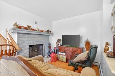 Welcome to this sought-after Castle Harbor model nestled within - photo 13
