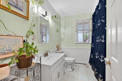 Welcome to this sought-after Castle Harbor model nestled within - photo 19