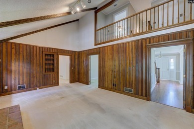 A private inground pool, spacious screened porch, and impressive - photo 10