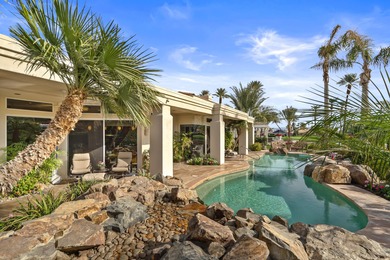 A beautiful home on a fabulous expansive south facing lot with - photo 2