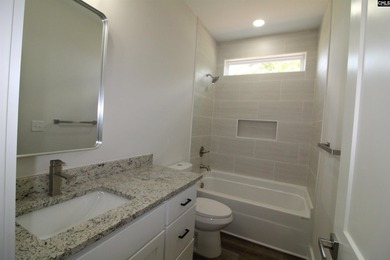 Beautiful new custom home located in a desirable Lake Murray - photo 33